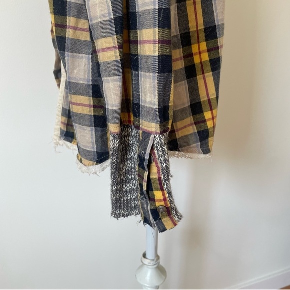 Gimmicks by BKE Plaid Flannel Lace Embroidered Distressed Button-Down Shirt Sz S - Picture 9 of 12